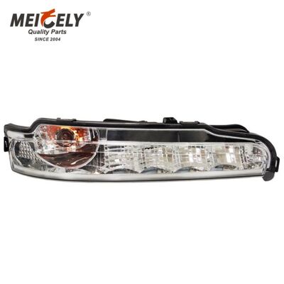 OEM 9678200421R Lampu Sudut Benz Lampu Sudut Berkualitas Tinggi Untuk Mercedes Atego Vers.4