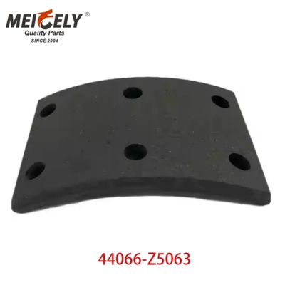 44066-Z5063 Lembar rem 44066-Z5012 Bagian rem truk untuk Nissan UD