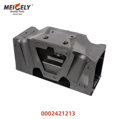 Braket Pemasangan Mesin Suku Cadang Mesin Truk OEM 0002421213 3502407018 Untuk Mercedes