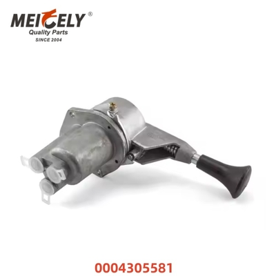 Klep rem tangan tiga arah berkualitas tinggi OEM 0004305581 0004308581 untuk DAF / Mercedes-Benz