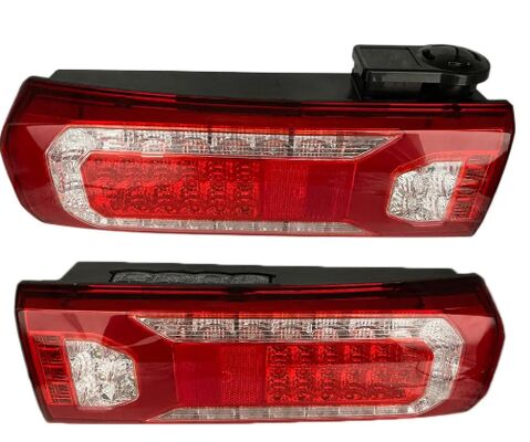 Lampu Belakang OEM 0035447103 Benz 0035447303 Untuk Mercedes Actros MP4 2500MM