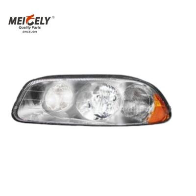 Mack Truck Left Headlight Assembly OE Spec 2M0526M-L dengan Housing Shock-Resistant dan High Clarity Anti-Yellowing Lens