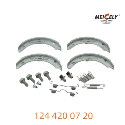 124 420 07 20 OEM Set Sepatu Rem Parkir Untuk Mercedes-Benz